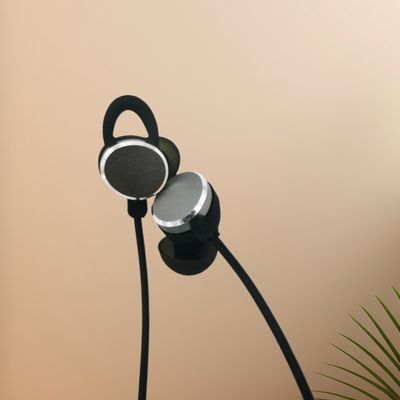 17dB Bluetooth เครื่องช่วยได้ยิน 200HZ - 7000HZ เครื่องช่วยได้ยิน Otc สําหรับการสูญเสียการได้ยินที่รุนแรง