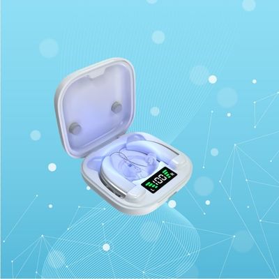 การกําจัดเชื้อไวรัส UV ภายหลังหู เครื่องช่วยได้ยินดิจิตอลที่มองไม่เห็น