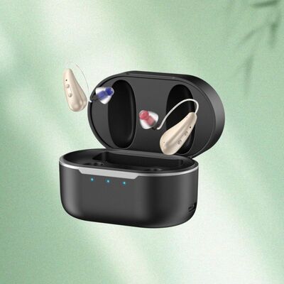 เครื่องช่วยฟังแบบ OTC ที่ได้รับการรับรอง CE พร้อมการปรับระดับเสียง 5 ระดับ ออกแบบมาเพื่อรองรับการสูญเสียการได้ยินระดับปานกลางถึงรุนแรง ทนทาน